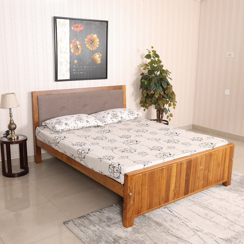 MAARK KING SIZE BED (6*6.25) 242 DC
