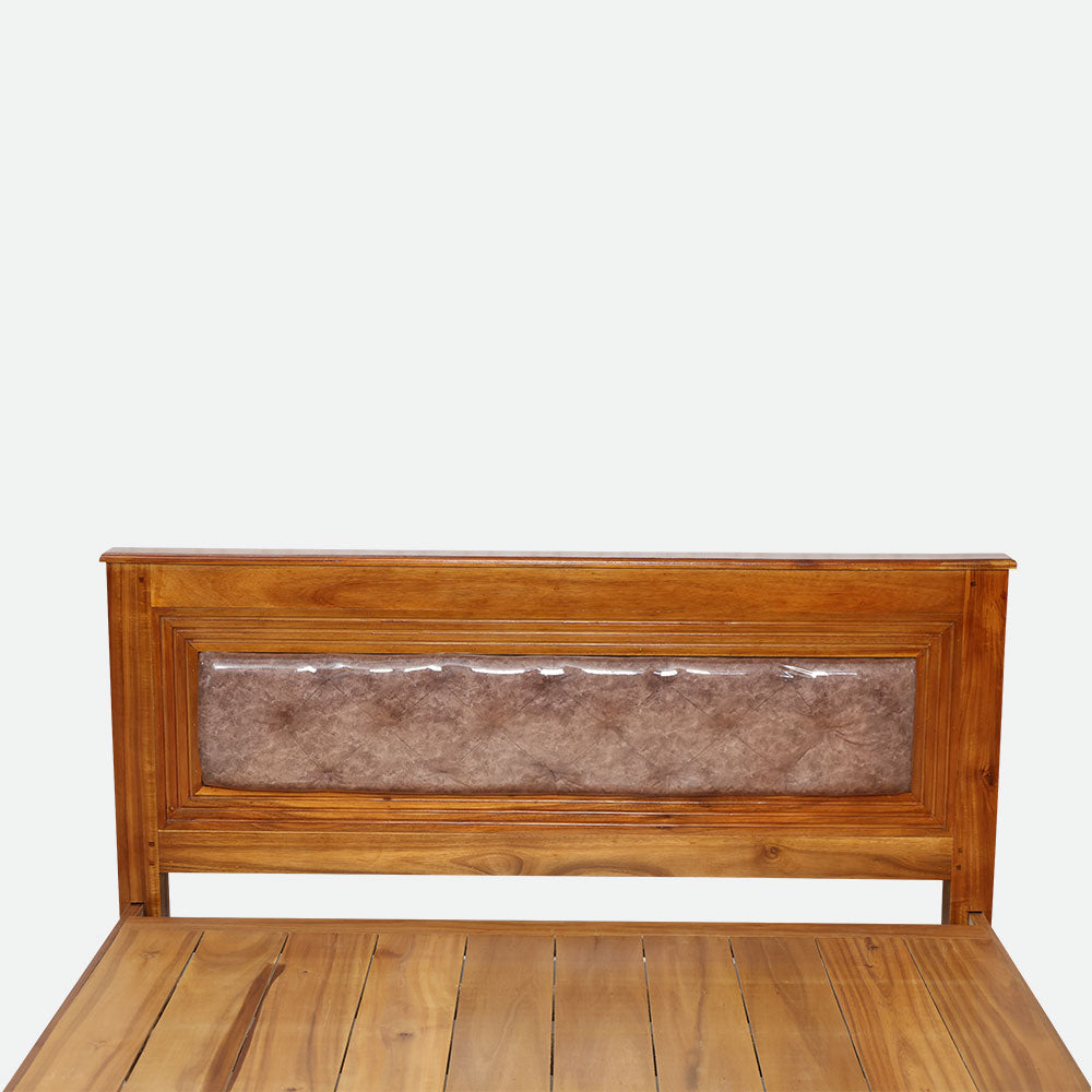 MAARK QUEEN SIZE BED (5*6.25) 111 DC