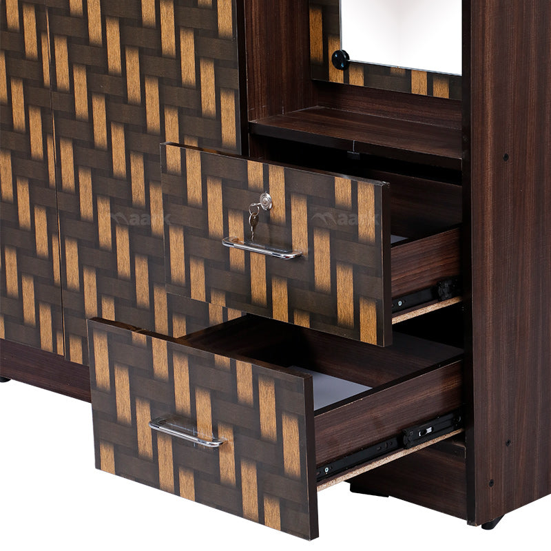 MAARK 3 DOOR WARDROBE TF WITH DRESSER
