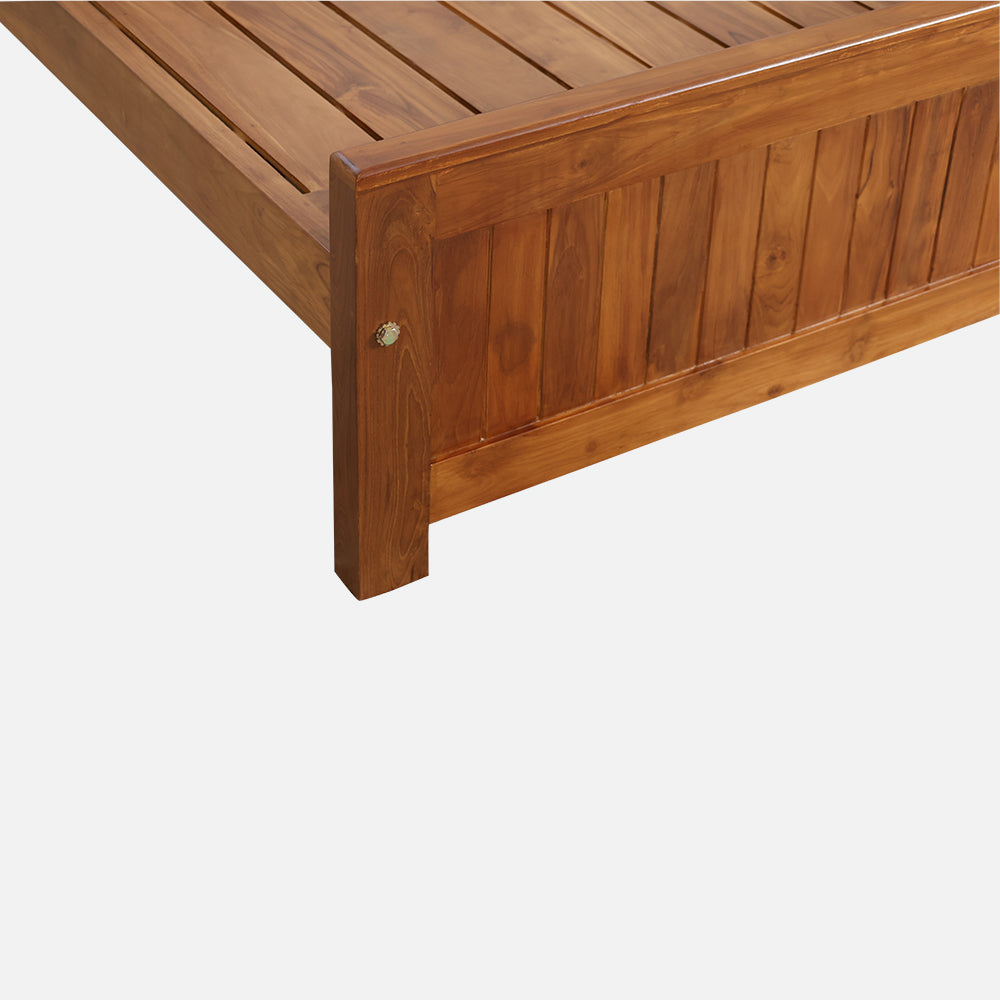 MAARK QUEEN SIZE BED (5*6.25) 234 DC