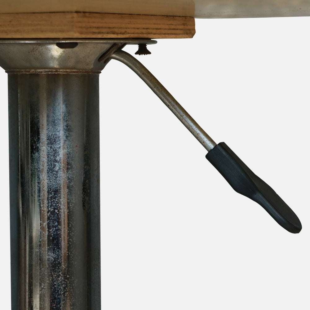 MAARK STAR ROUND TABLE