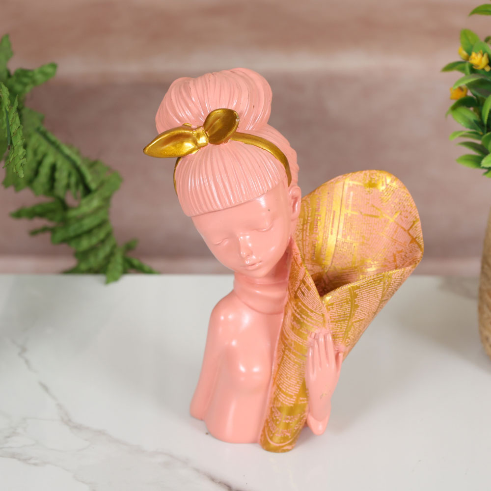 MAARK STATUE CUTE DOLL PEN STAND EH