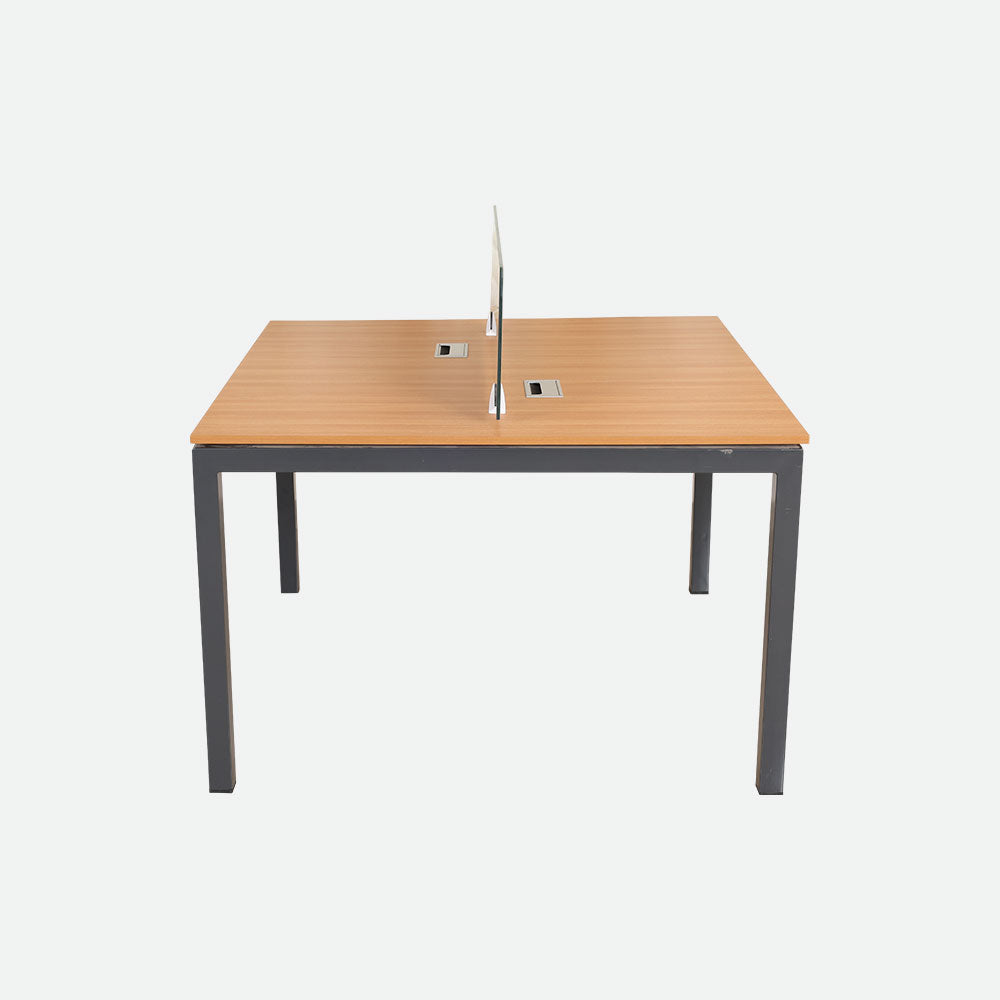 MAARK WORK STATION WITH STEEL FRAME AND GLASS 4*4