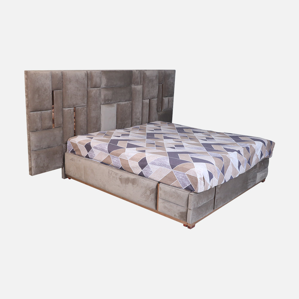 MAARK KING SIZE BED 002 TD