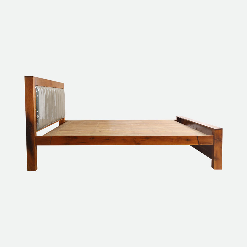 MAARK KING SIZE BED (6*6.25) CUSHION 04-AK WCF