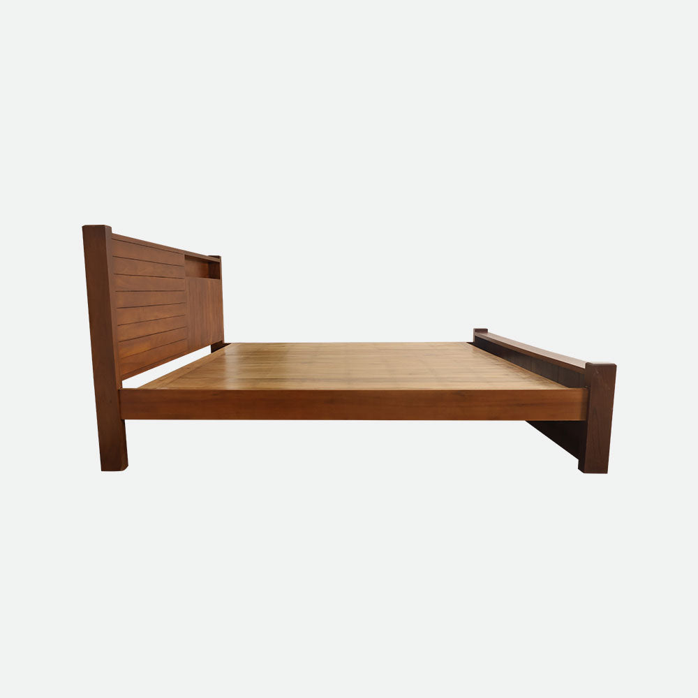 MAARK KING SIZE BED (6*6.25) AK 04 IR