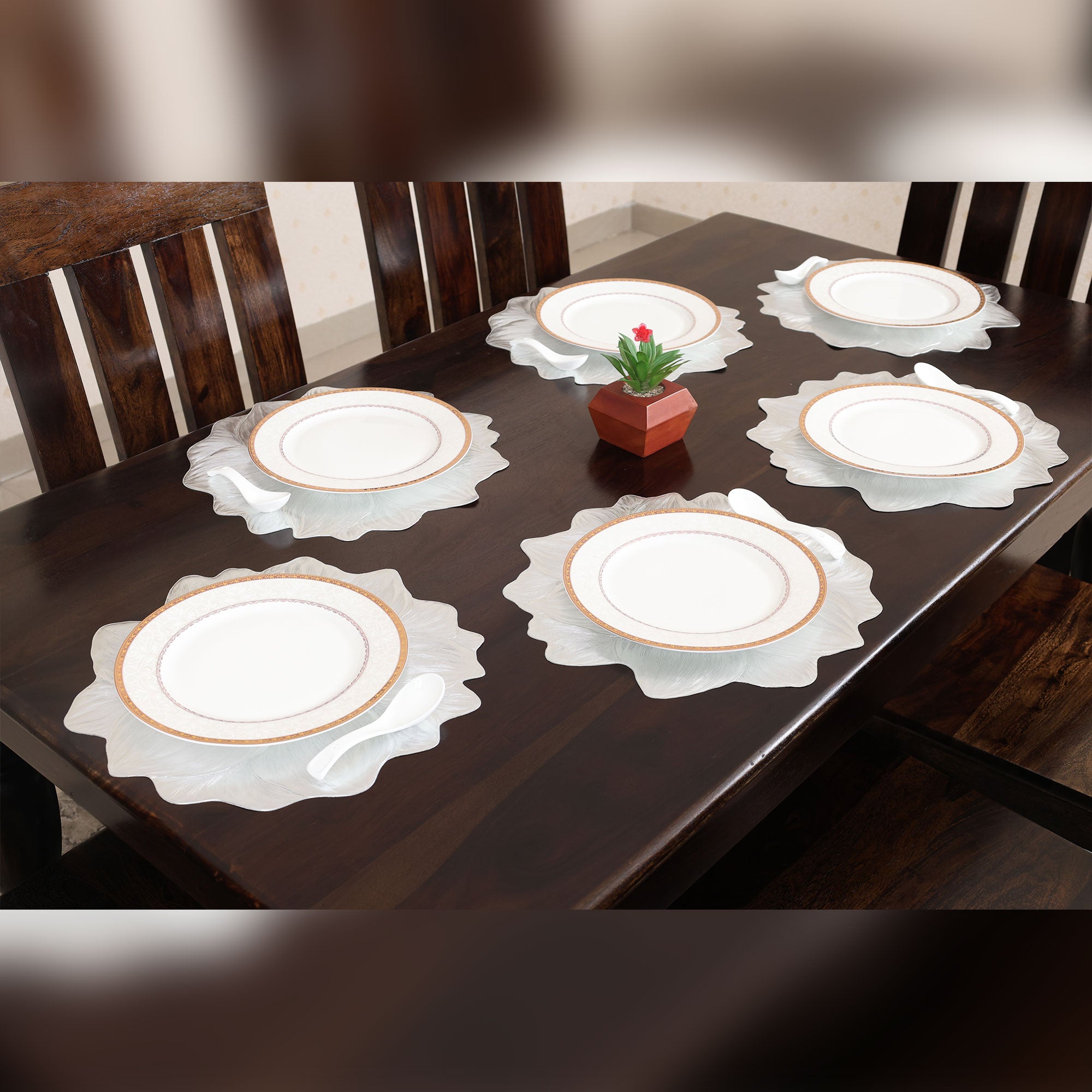 MAARK LEATHER PLACE MAT ROUND @18% CC
