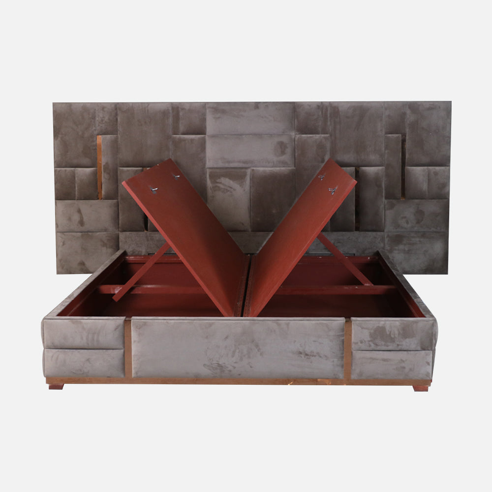 MAARK KING SIZE BED 002 TD