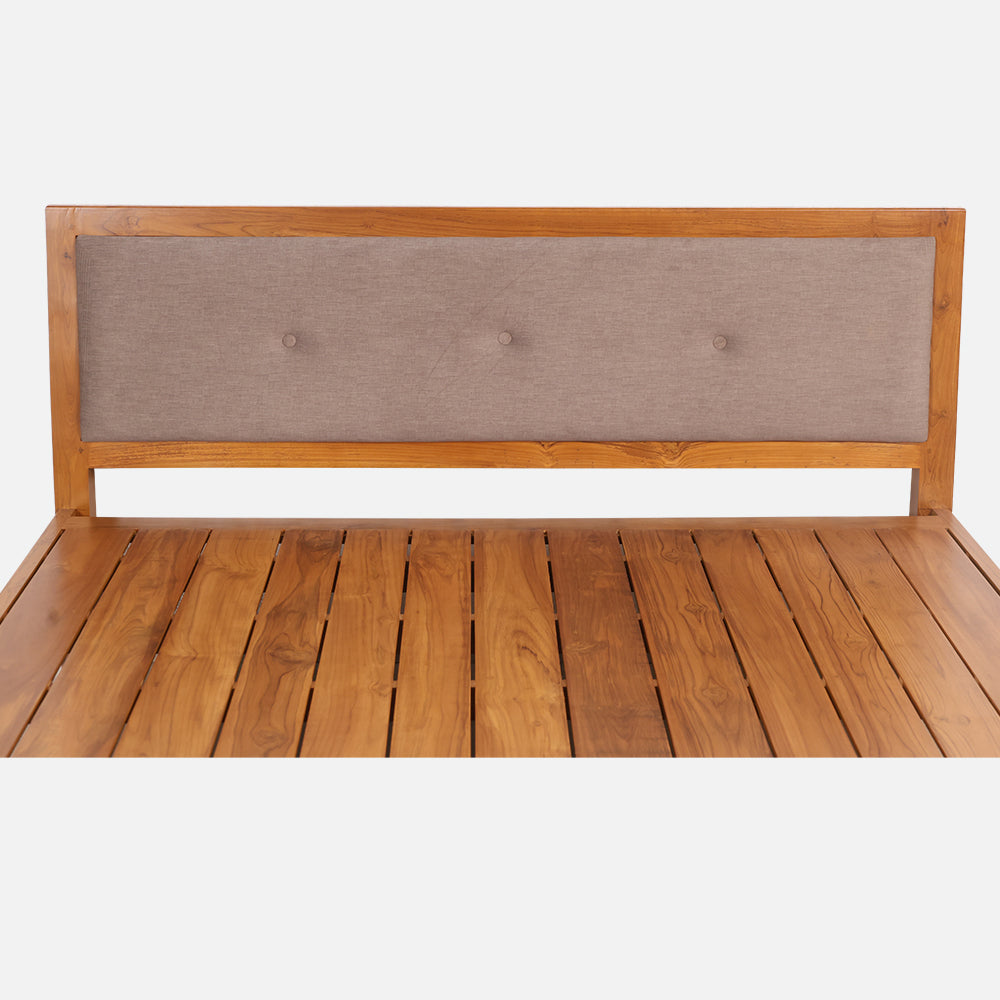 MAARK QUEEN SIZE BED (5*6.25) 242  DC