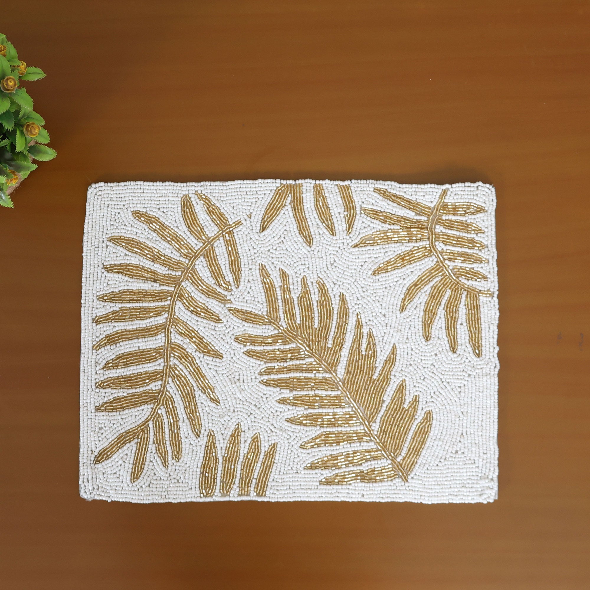 MAARK BEADED MAT @5% DC