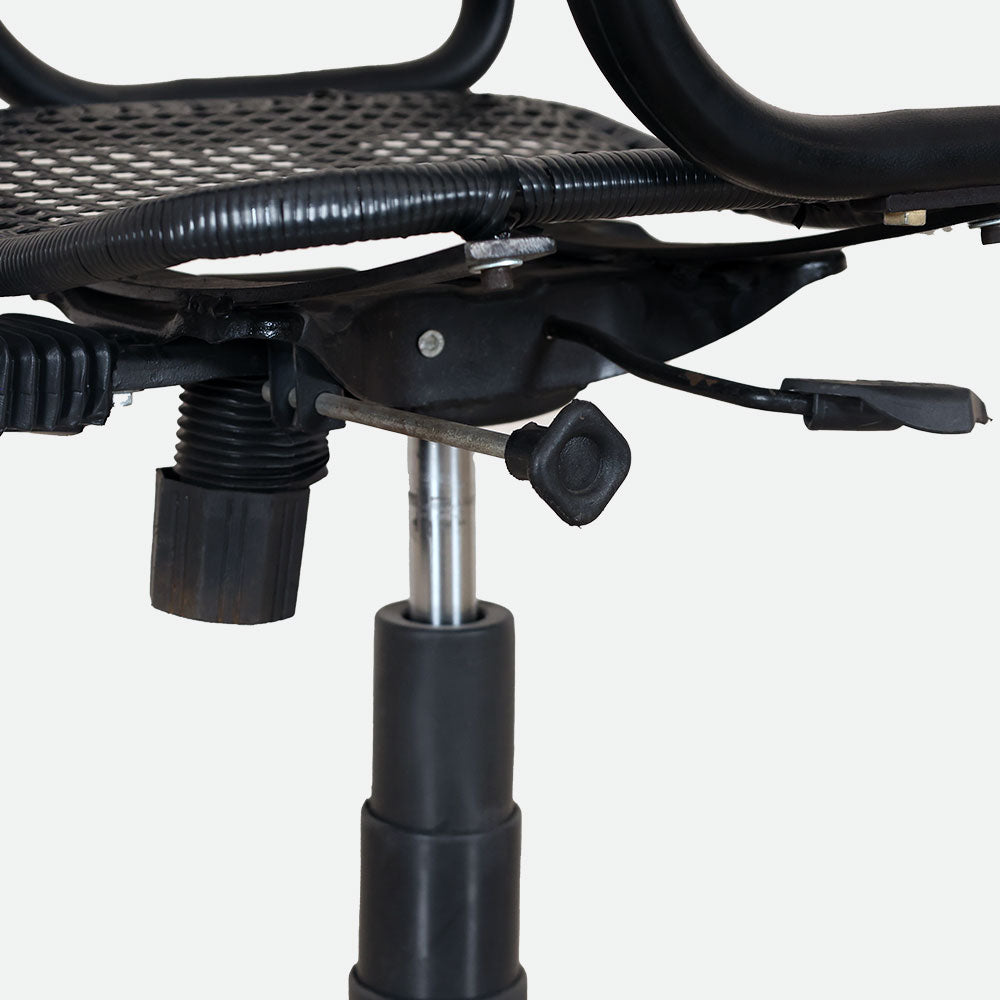 MAARK MEDIUM BACK WIRE CHAIR WITH ABS GF