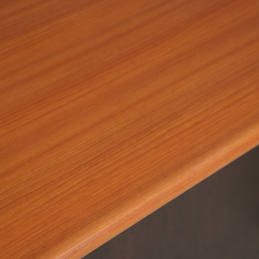 MAARK OFFICE TABLE 5 * 2.5 PF