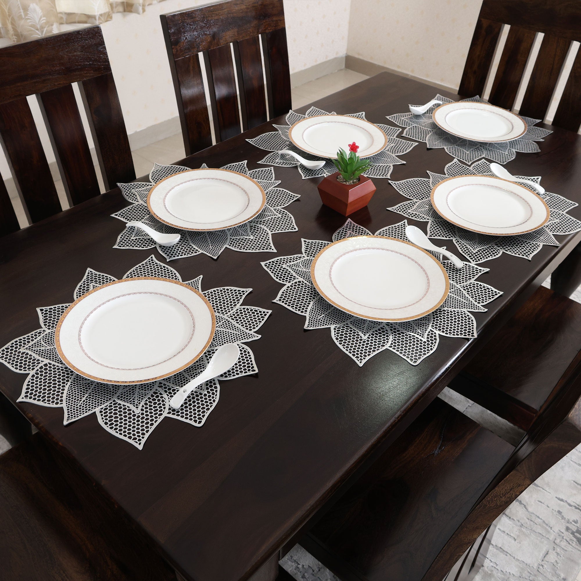 MAARK LEATHER PLACE MAT ROUND @18% CC