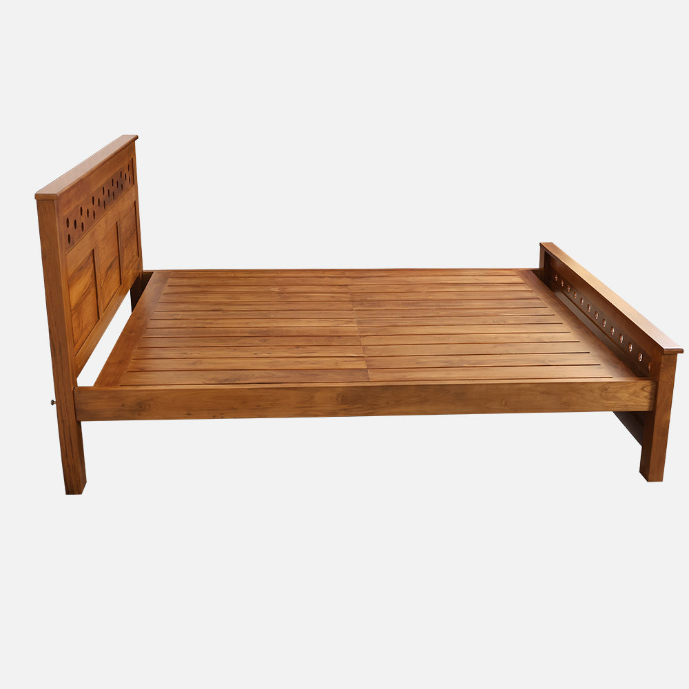 MAARK QUEEN SIZE BED (5*6.25) 117  DC