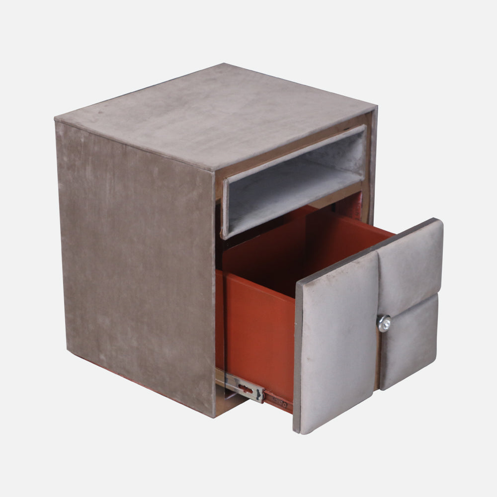 MAARK KING SIZE BED 002 TD