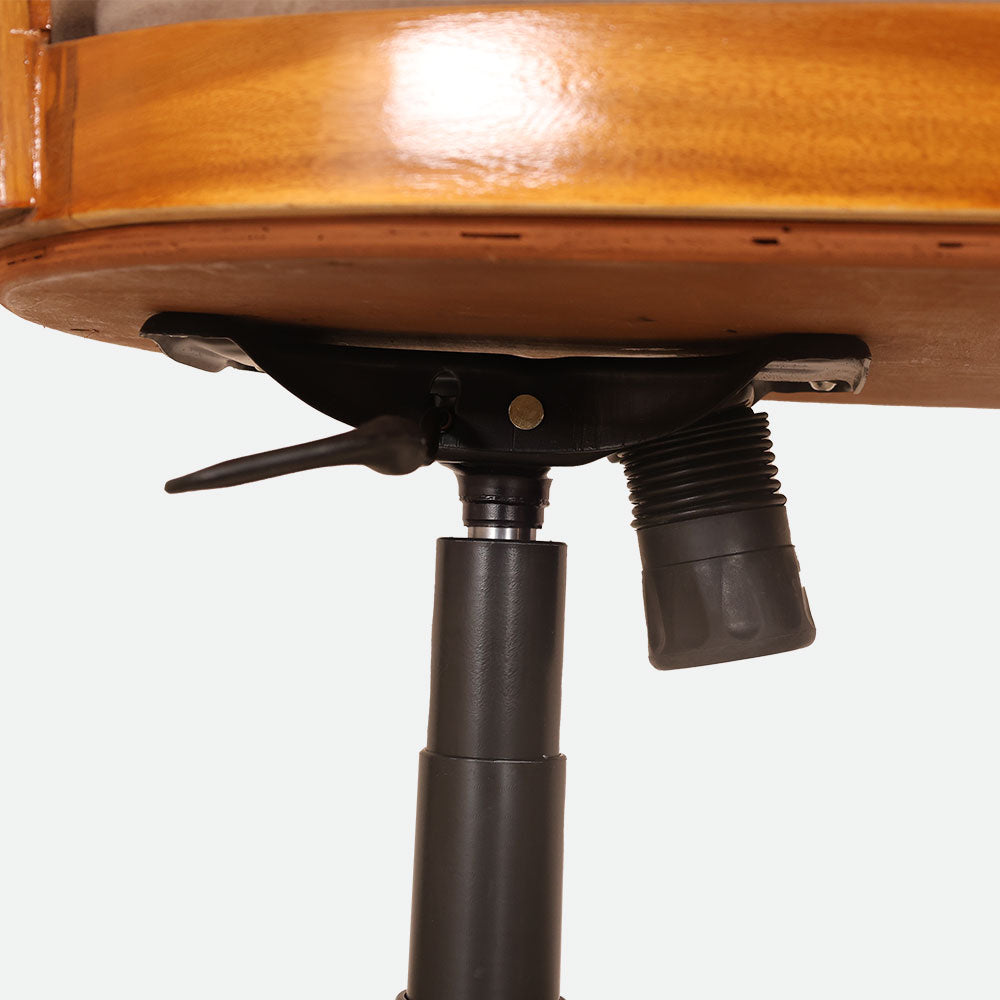 MAARK MEDIUM BACK OFFICE CHAIR WIRE MODEL SFC