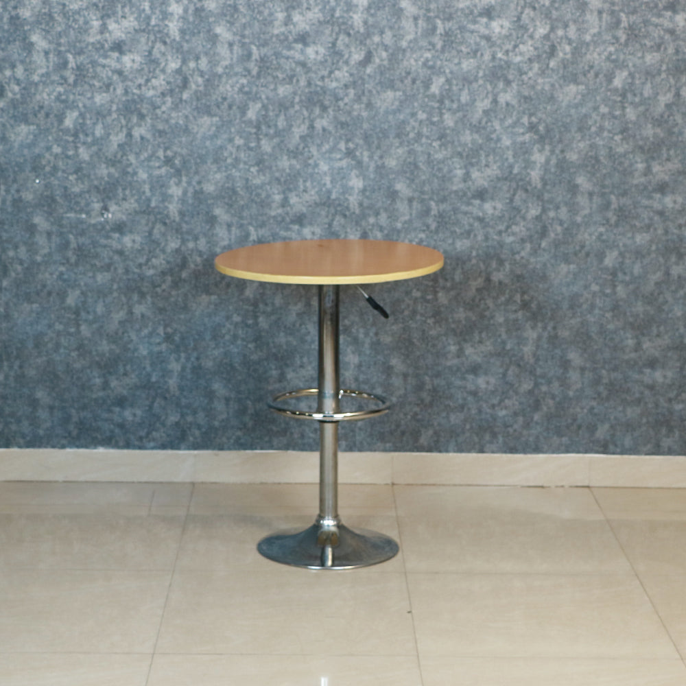 MAARK STAR ROUND TABLE