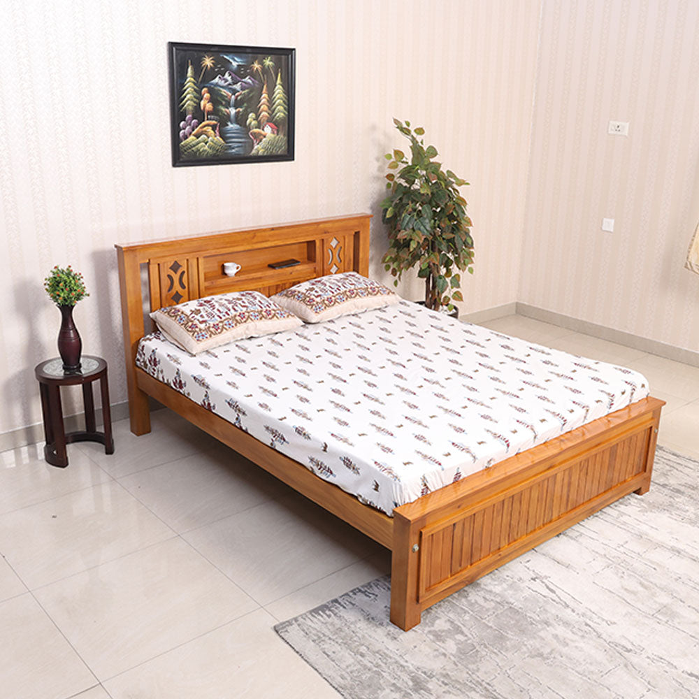 MAARK QUEEN SIZE BED (5*6.25) WCF MODEL